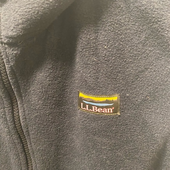 L.L. Bean Mountain Classic Fleece Vest large Tall - Picture 5 of 6